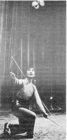 "Chinese juggling - diabolo"