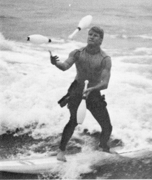 Eric Berg, juggling surfer