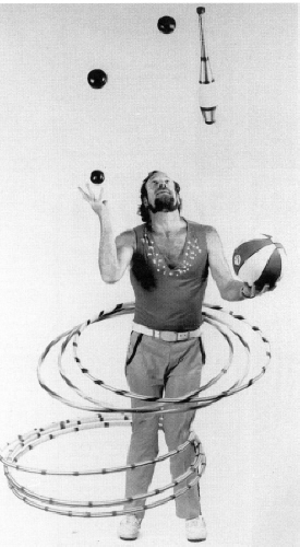 Philadelphia hometown juggler Larry Vaksman performed in the public show.