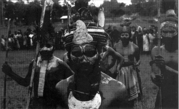 Huli people maintain their traditions on ceremonial occasions.